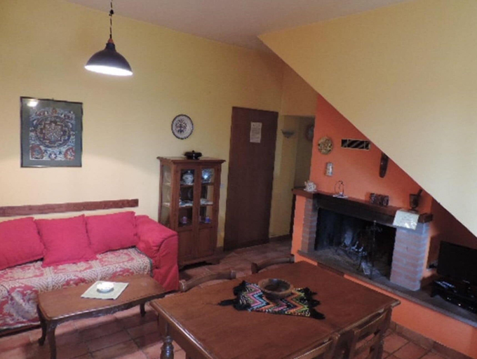 Others 2, Olive apt With Shared Pool, Perugia