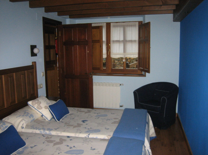 Bedroom, Apartamentos Rurales La Portiella, Asturias