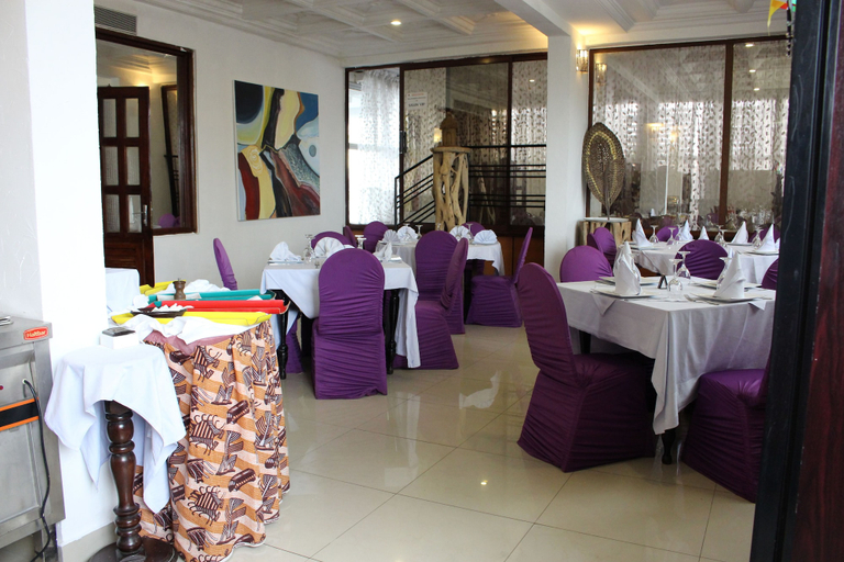 Food & Drinks 4, Lewat Hotel, Wouri