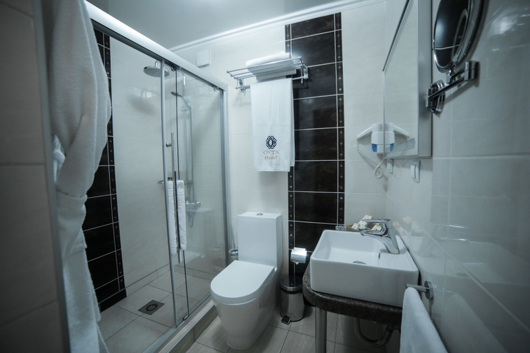 Bathroom 3, Onyx Hotel, Bishkek