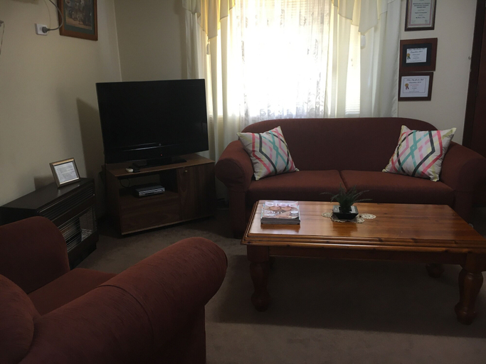 Others 5, My Nanna's Place, Broken Hill