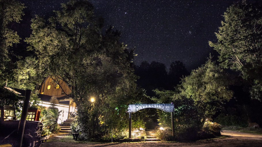 Exterior & Views 2, River Valley Lodge, Rangitikei