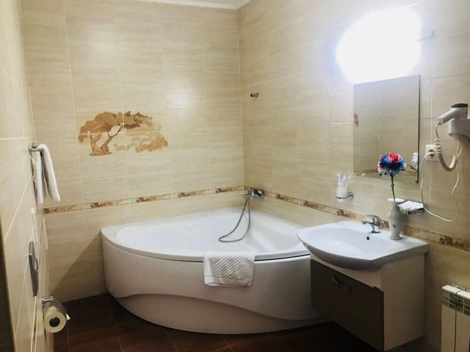 Bathroom 3, Sultan Beibarys Hotel, Astana City