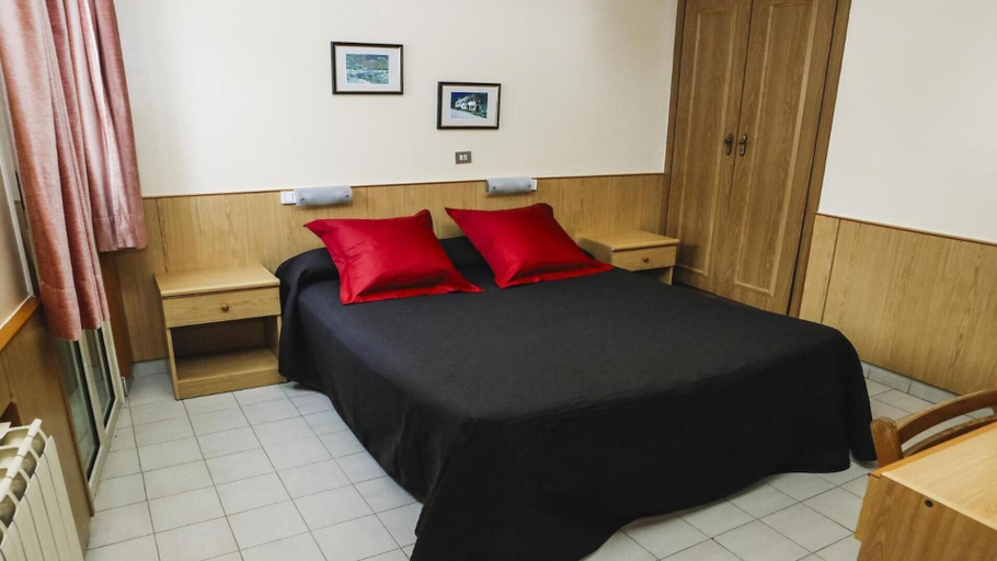 Bedroom 2, Hotel Piñupe, Vizcaya