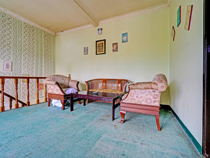 Others 3, OYO 92431 Grand Bintang Guest House, Bandung