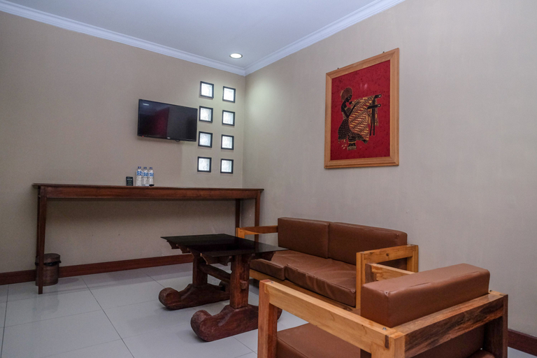 Others 5, Urbanview Hotel Syariah Wisnugraha by RedDoorz, Yogyakarta