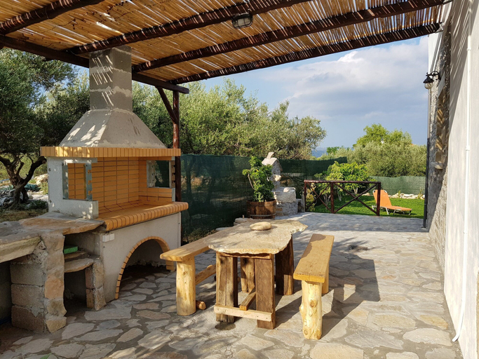 Others 5, Traditional Villa in Fres, Crete