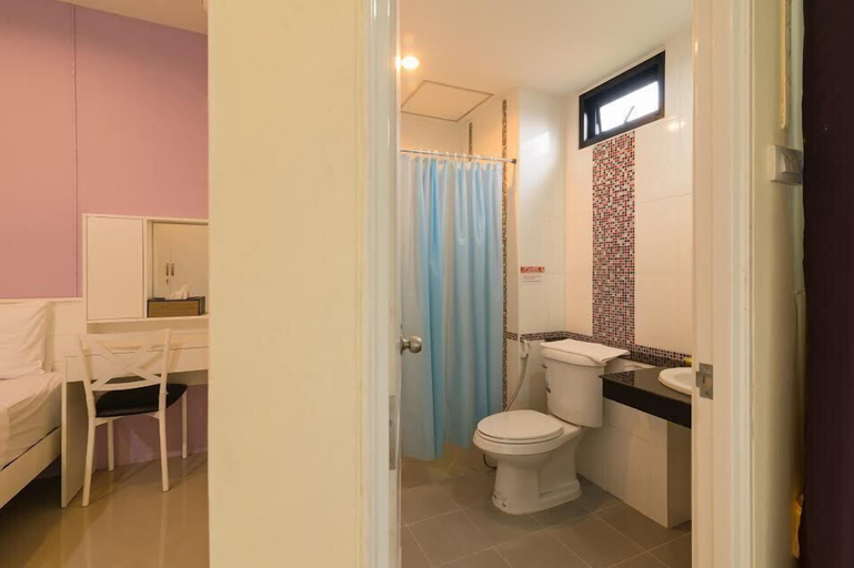 Bathroom 4, Petch Ranong at Town, Muang Ranong