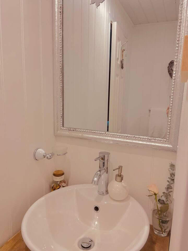 Bathroom, A Beautiful, Unique Lodge, Made for two, Ceredigion