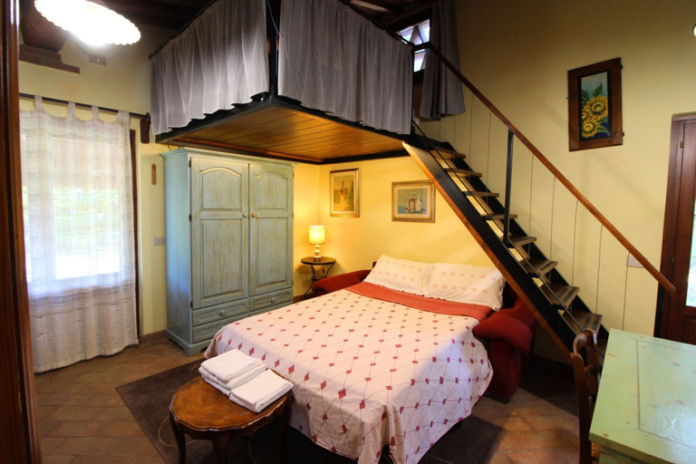 Bedroom 3, Pagliazzone, Arezzo