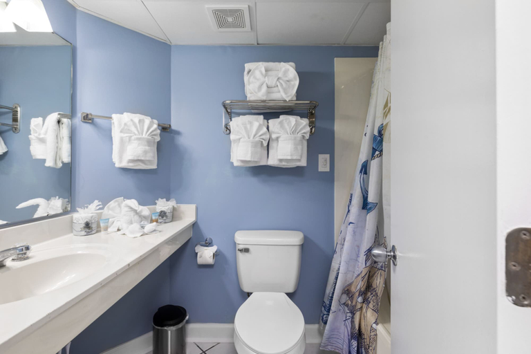 Bathroom 3, Boardwalk Resort by Hosteeva, Horry
