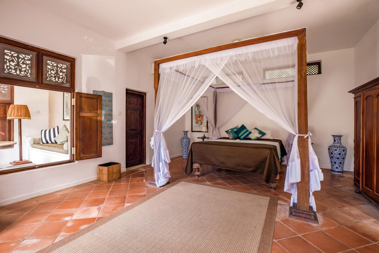 Bedroom 3, Lovely Lakeside Villa With Large Pool Poolside Dining, Habaraduwa