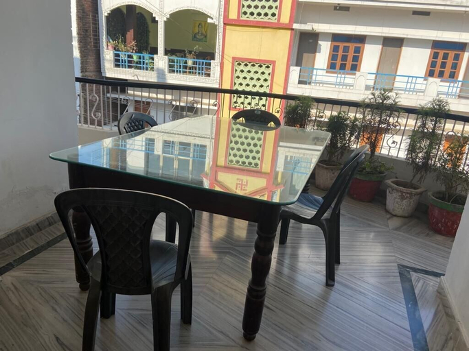 Others 5, Hotel Shanti, Gaya