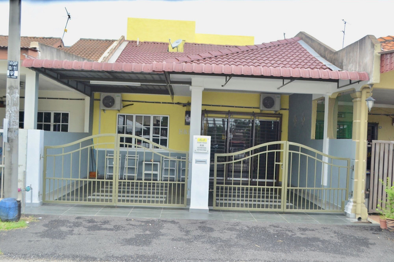 Exterior & Views, H & H Guesthouse 2, Malacca City