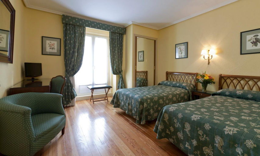 Bedroom 3, Norte y Londres, Burgos