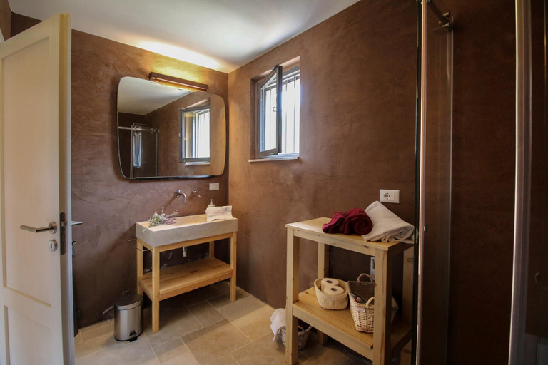 Bathroom 5, TD Casale Terranova Stone Farmhouse With Pool, Bari