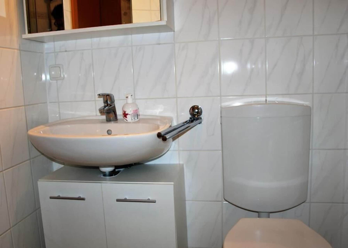Bathroom, Haus Seewind 10, Cuxhaven