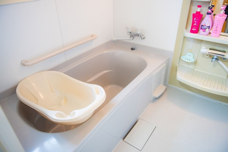 Bathroom, Country house Uruma, Uruma