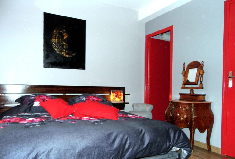 Bedroom 4, L'Atelier S, Lozère