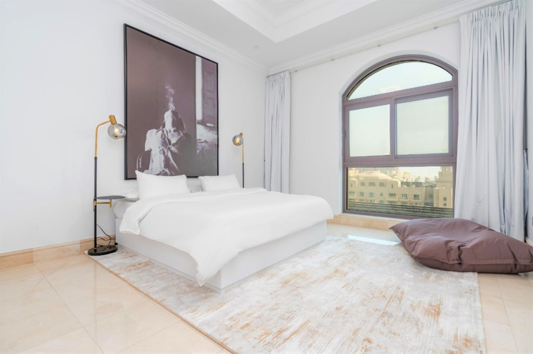 Others 4, Seaview Penthouse with Private Gym & Outdoor Pool, Dubai