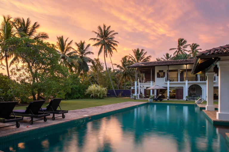 Sport & Beauty 1, Lovely Lakeside Villa With Large Pool Poolside Dining, Habaraduwa