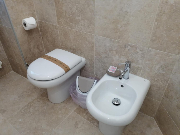 Bathroom 5, B&B Ninfa, Caserta