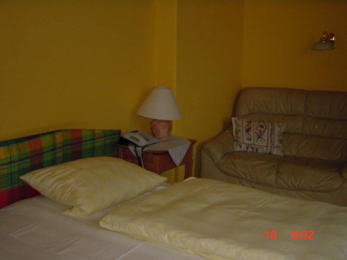 Bedroom 2, Hotel Schmidt, Wunsiedel im Fichtelgebirge