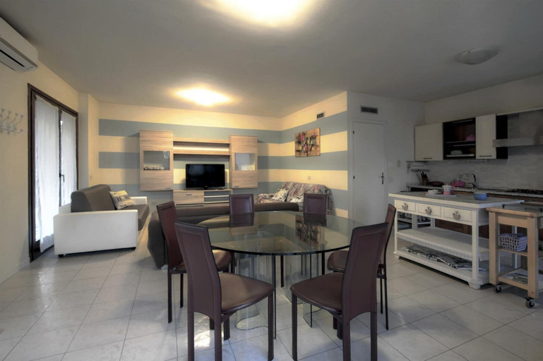 Others 3, Colombare Suite - Italian Homing, Brescia