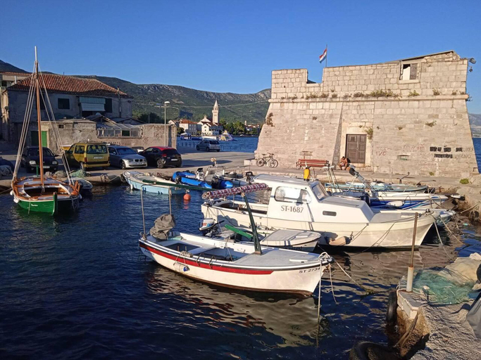 Exterior & Views 2, Kuca za Odmor u Kastelima s Pogledom na More, Kaštela