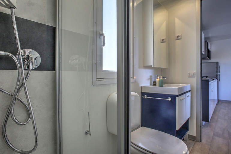 Bathroom 4, Camp Rehut - Campsite, Murter