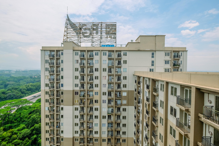 Exterior & Views 2, Comfy and Tidy 2BR Podomoro Golf View Apartment By Travelio, Bogor