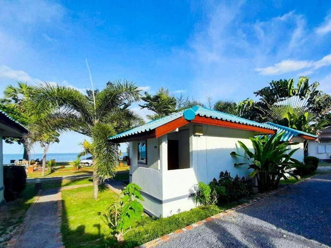 Exterior & Views 2, Permsuk Resort, Khanom