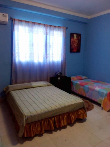 Room 2, El Hostal Casa Cuevas, Plaza de la Revolución