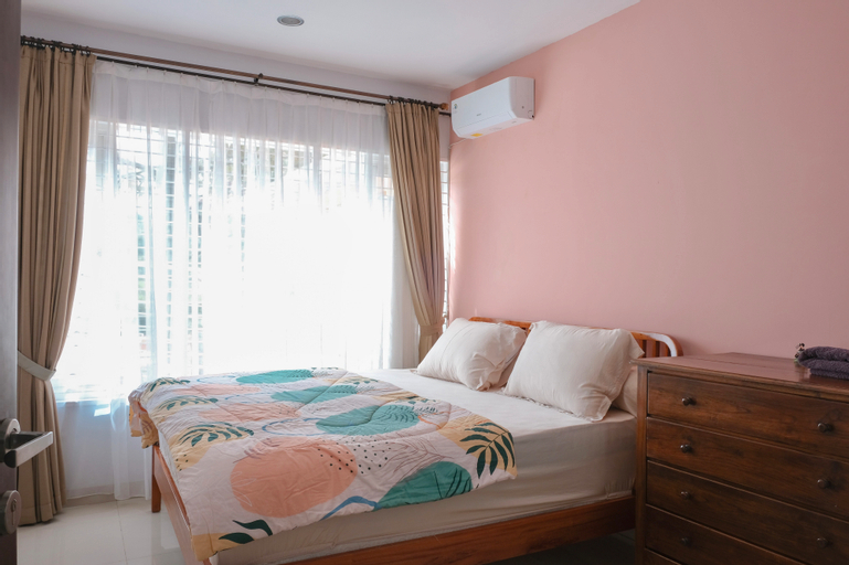 Bedroom 12