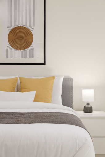 Bedroom 2, Cozy 2BR BSMT Suite Near Grouse Mt. and Edgemont., Greater Vancouver