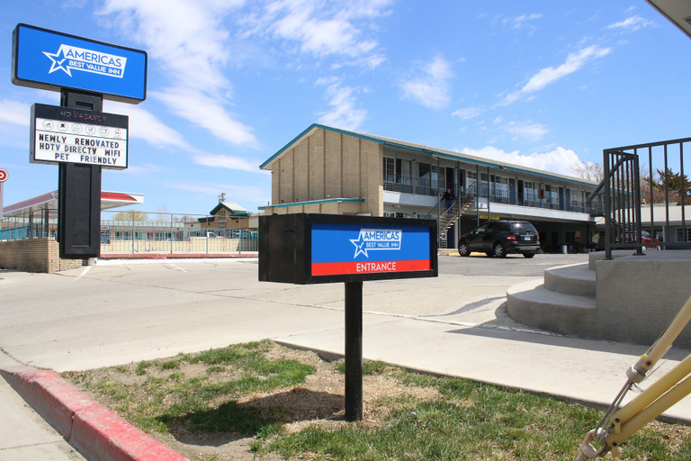 Exterior & Views 2, Signature Inn Winnemucca, Humboldt