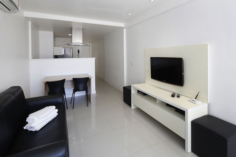 Others 5, Rio Rentals 021 - C070 - Studio de luxo na quadra da praia de Copacabana, Rio de Janeiro