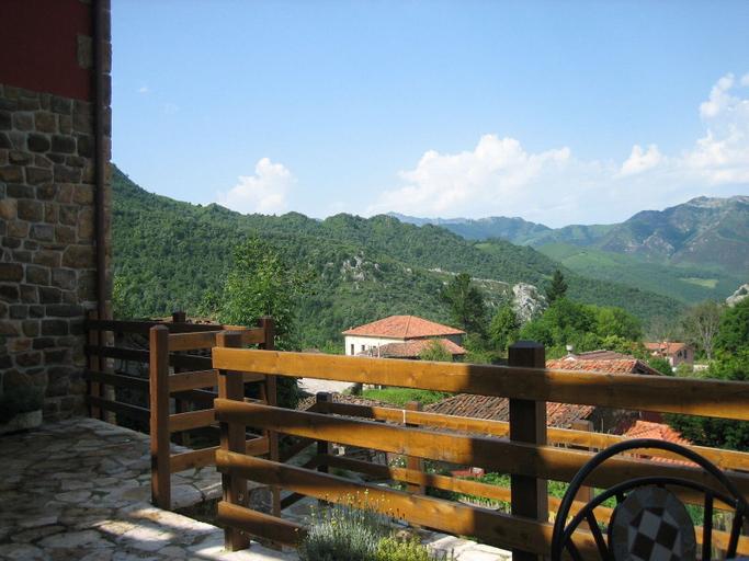 Others 4, Apartamentos Rurales La Portiella, Asturias