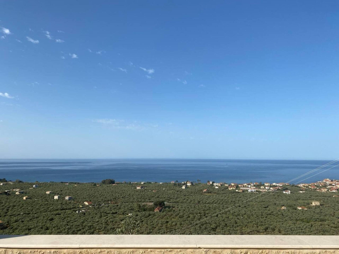 Others 5, Lovely 3-bed Villa. Private Pool in Agios Nikolaos, Peloponnese