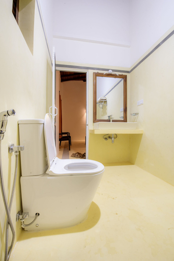 Bathroom 4, Ali Gedara Bungalow, Galle Four Gravets
