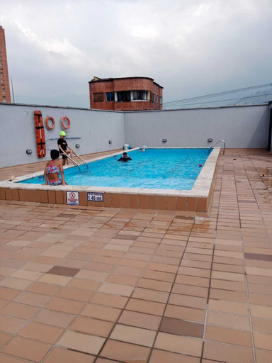 Sport & Beauty, Edificio Vilanova Sur, Itagüí