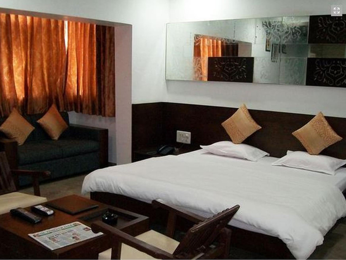 Bedroom 3, Hotel Palm View Residency, Vadodara
