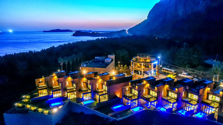 Exterior & Views 5, Oceanbrick Pool Villa, Seogwipo