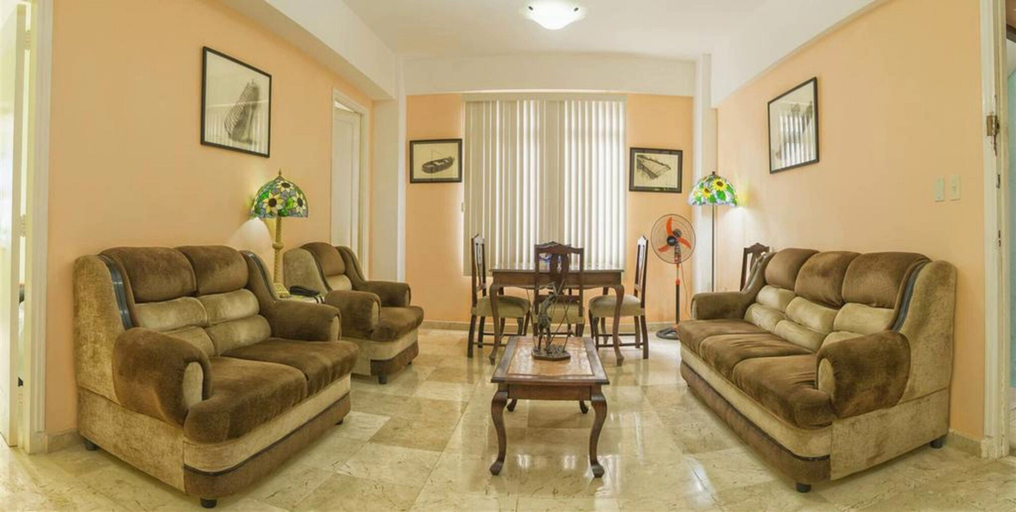 Primary image, Familia Campa Mayelin, Centro Habana