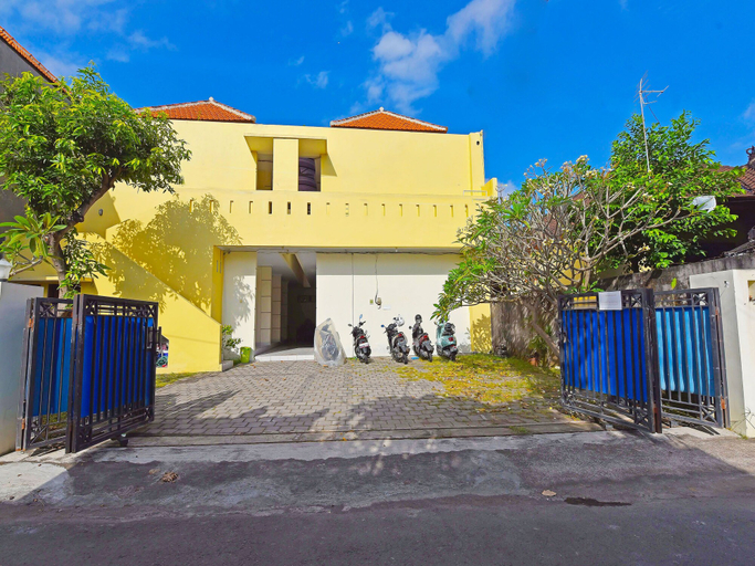 Exterior & Views 1, Hotel O Sandat Guest House, Denpasar