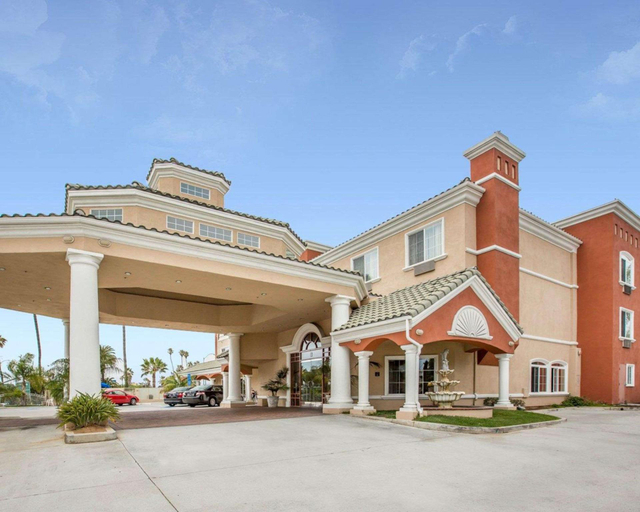Exterior & Views 1, Comfort Suites Oceanside Camp Pendleton Area, San Diego