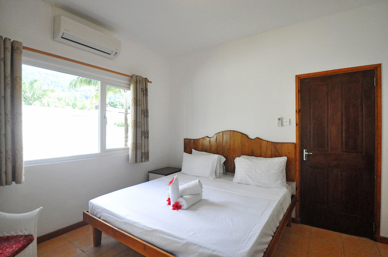 Bedroom 2, GT Self Catering Apartments