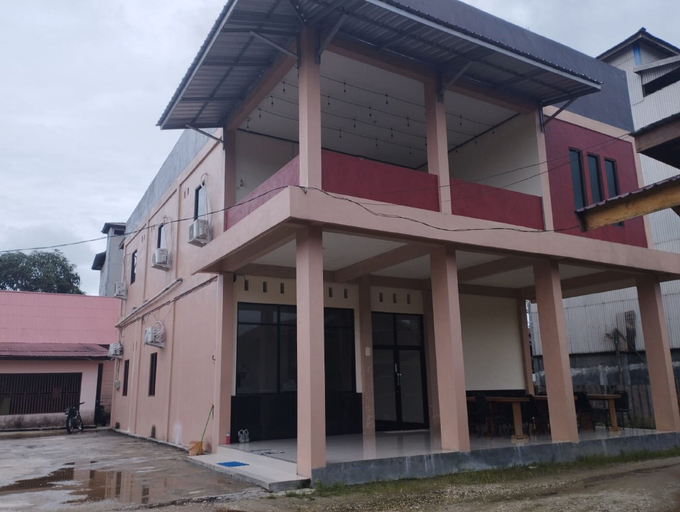Exterior & Views 1, Hotel O Fanilly Guest House MarabahanNearJembatan Rumpiang, Barito Kuala