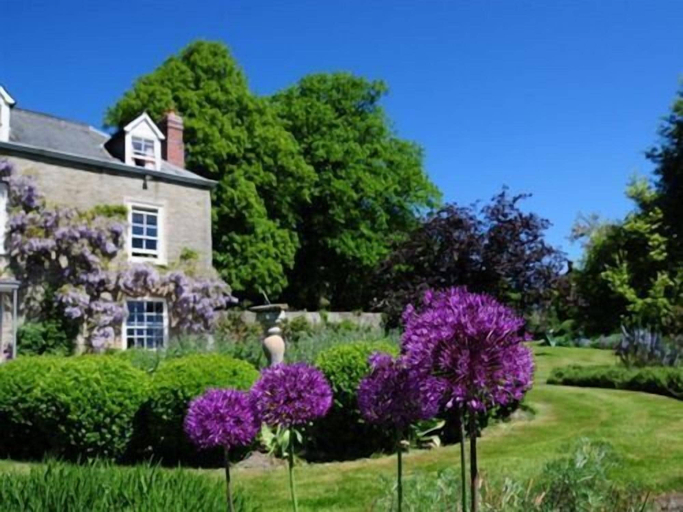 Others 4, Church House Kington, Herefordshire