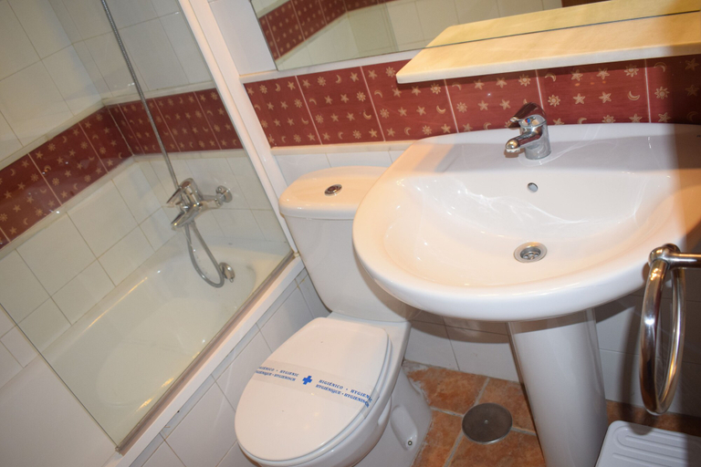 Bathroom, Villa Esterlicia by Fontanilla Del Mar Holidays Rentals, Cádiz